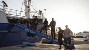 3 Pelaut WNI Korban Serangan Kapal di Laut Arab Dipulangkan ke RI | EQUITYWORLD SEMARANG