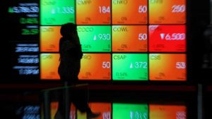 IHSG Ditutup Anjlok Lebih dari 2 Persen Usai Rupiah Melemah di Atas Ekspektasi | EQUITYWORLD SEMARANG