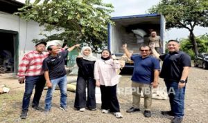 PPI Ekspor 32 Metrik Ton Damar Batu ke India | EQUITYWORLD SEMARANG