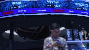 Breaking! IHSG Ambruk 4,11%, Terjun Bebas ke Level Terendah Setahun | EQUITYWORLD SEMARANG