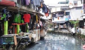 DPR dan Pemerintah Targetkan Kemiskinan Ekstrem Nol Persen pada 2027 | EQUITYWORLD SEMARANG