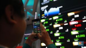 IHSG Sesi I Naik 2,34% ke Level 5.881 Ditopang Saham-Saham Ini | EQUITYWORLD SEMARANG