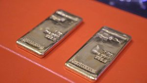 Peran AS-Israel Vs Iran Bikin Harga Emas Hancur Lebur, Ini Alasannya | EQUITYWORLD SEMARANG