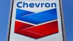 Trump Murka Harga BBM AS Belum Turun, Chevron Ungkap Biang Keroknya | EQUITYWORLD SEMARANG