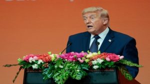 UFC di Gedung Putih Terancam Batal, Donald Trump Digugat Jelang Duel Topuria vs Gaethje | EQUITYWORLD SEMARANG