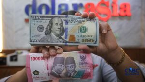 Breaking News! Rupiah Tembus Rp18.100 per Dolar AS | EQUITYWORLD SEMARANG