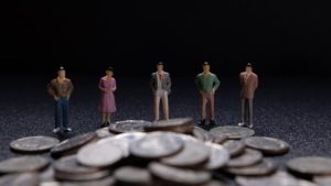Bukan Sekadar Koleksi, Ini 5 Alasan Emas Selalu Masuk Portofolio Investor Tajir | EQUITYWORLD SEMARANG