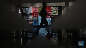 IHSG Loyo, Asing Jualan Saham Ini di Sesi 1 | EQUITYWORLD SEMARANG