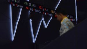 IHSG Memerah Tertekan Lonjakan Harga Minyak, hingga Tensi Geopolitik Global | EQUITYWORLD SEMARANG