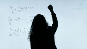 Jenius Matematika, Sosok Ini Profit Rata-Rata 60% Dalam Setahun | EQUITYWORLD SEMARANG