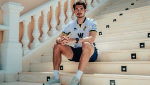 Kabar Baik untuk Timnas Indonesia, Elkan Baggott Resmi Masuk Skuad Millwall di Liga Inggris | EQUITYWORLD SEMARANG