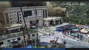 China Disebut Batasi Informasi Banjir Bandang di Tibet, Ratusan Orang Masih Hilang | EQUITYWORLD SEMARANG