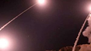 Iran Serang Pangkalan Militer AS di UAE dan Kuwait | EQUITYWORLD SEMARANG